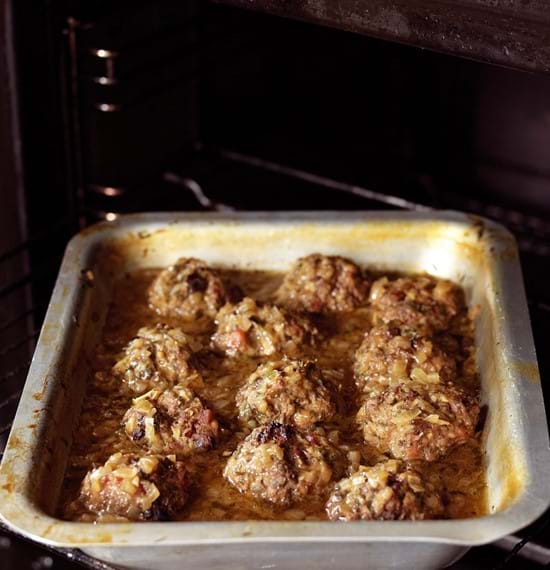 Braised Faggots with Onion Gravy Braised Faggots with Onion Gravy