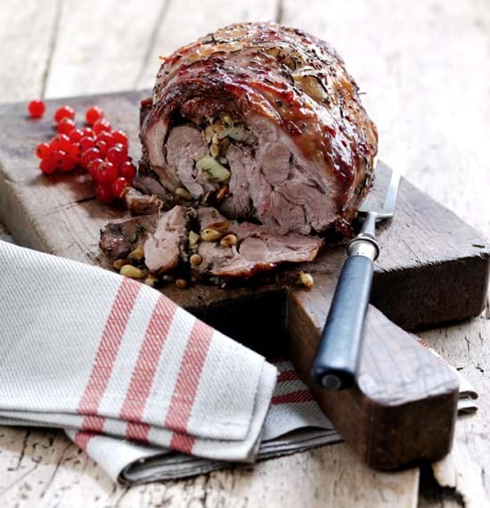 Cumberland Glazed Shoulder of Lamb with Apple and Pine Nut Stuffing Cumberland Glazed Shoulder of Lamb with Apple and Pine Nut Stuffing
