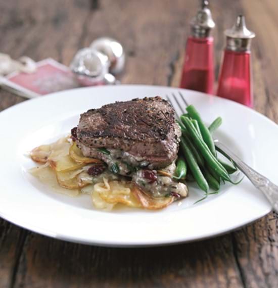 Fillet Steaks with Stilton and Cranberries Fillet Steaks with Stilton and Cranberries