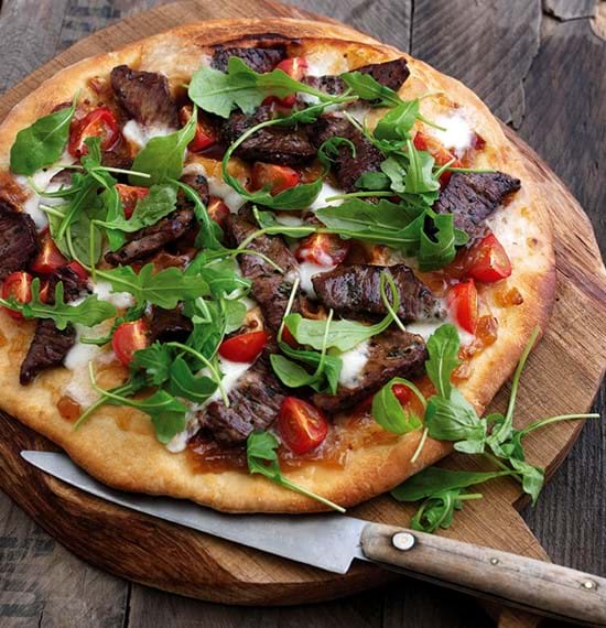 Lamb and Tomato Pizza with Rocket Lamb and Tomato Pizza with Rocket