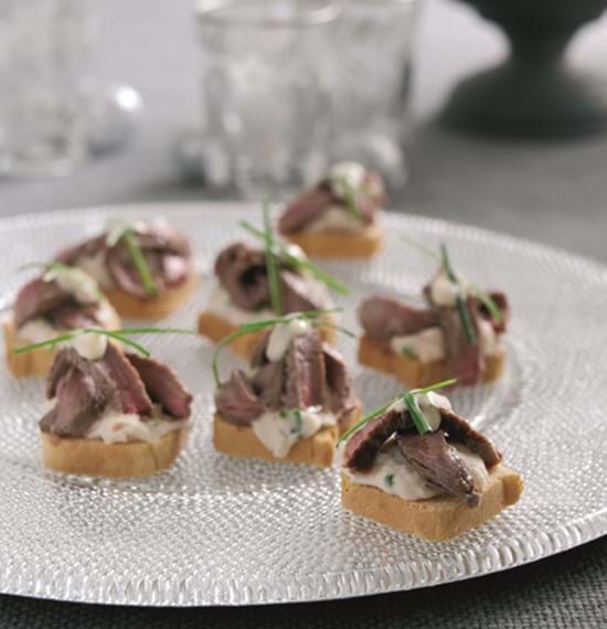 Miniature Beef Tarts with White Bean Puree Miniature Beef Tarts with White Bean Puree