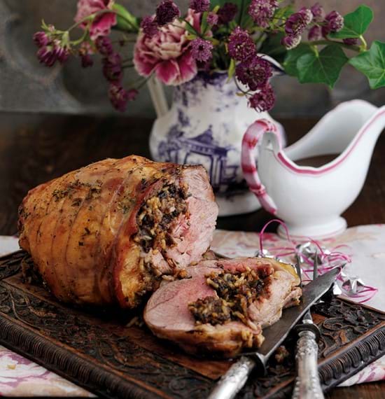 Rolled Shoulder of Lamb with Christmas Pudding Stuffing Rolled Shoulder of Lamb with Christmas Pudding Stuffing