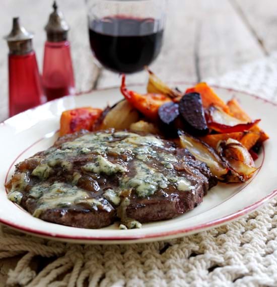 Steaks with Blue Cheese and Roasted Vegetables (1) Steaks with Blue Cheese and Roasted Vegetables (1)
