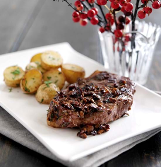 Steak with Dried Porcini and Rosemary Paste Steak with Dried Porcini and Rosemary Paste