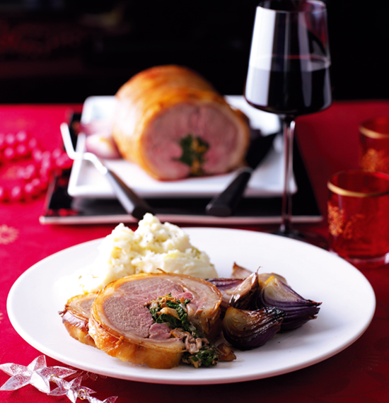 Stuffed Saddle of Lamb with Spinach and Mushrooms Stuffed Saddle of Lamb with Spinach and Mushrooms